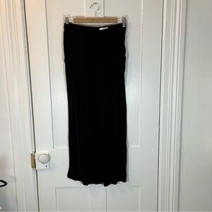 Wilfred Black capris Pants